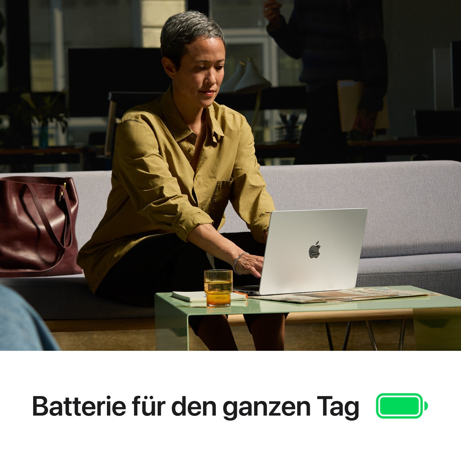 Apple MacBook Pro 14 M4 Max 36GB 1TB Space Schwarz MX2K3D/A neuwertig 12.2024